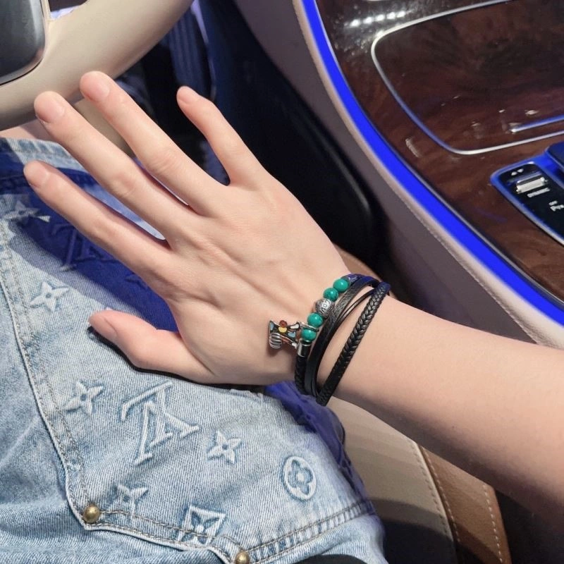 Louis Vuitton Bracelets HighPerformance 249537