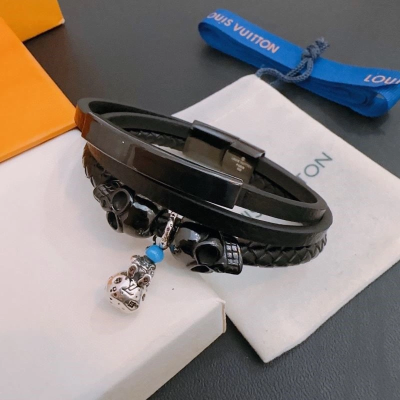 Contemporary Louis Vuitton Bracelets 249525