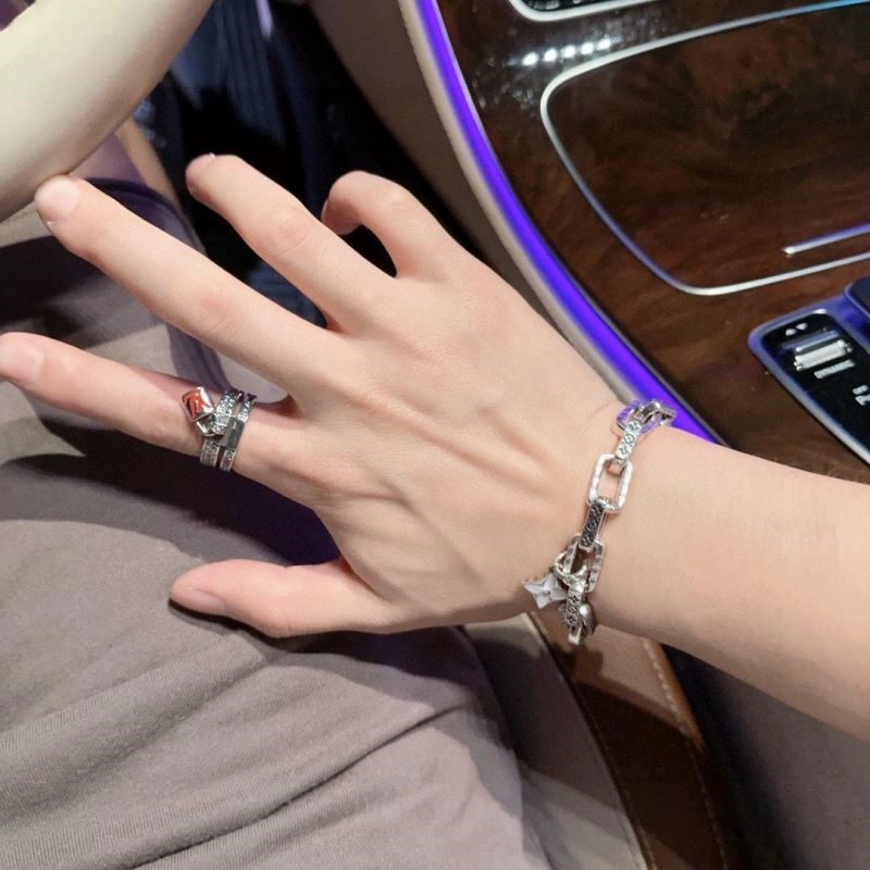 AllSeason Louis Vuitton Bracelets 249547