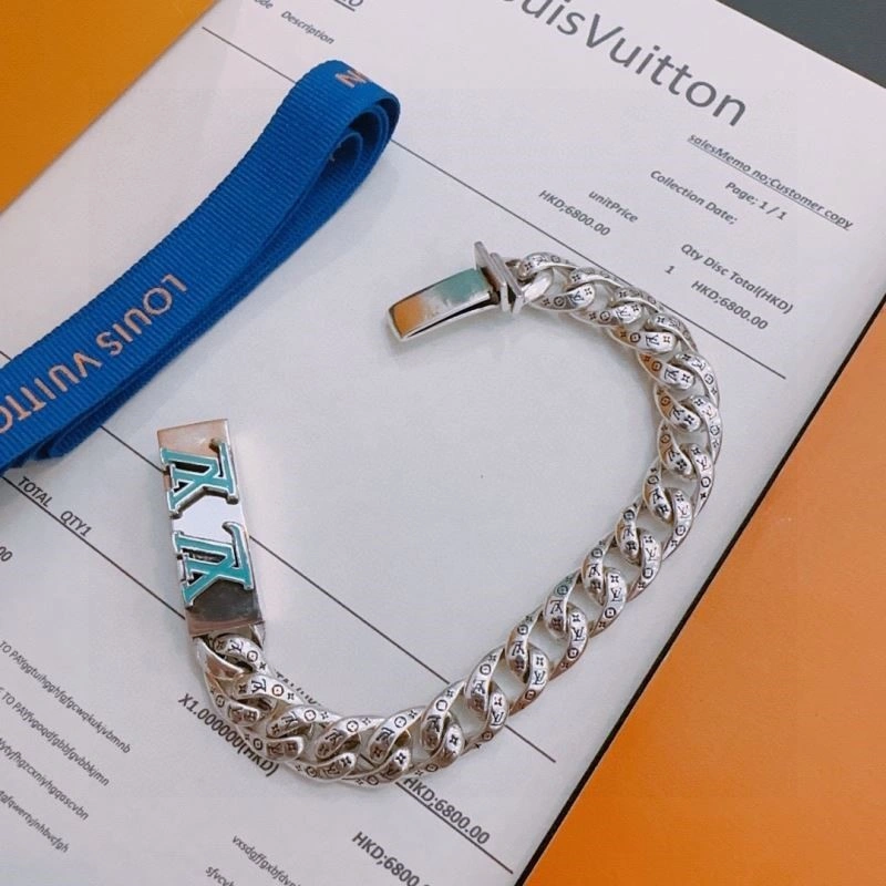 Sophisticated Louis Vuitton Bracelets 249544
