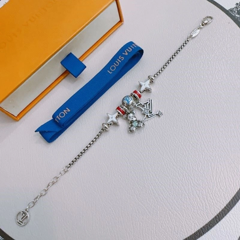 Louis Vuitton Bracelets Soft 249526