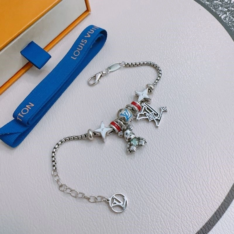 Louis Vuitton Bracelets Soft 249526