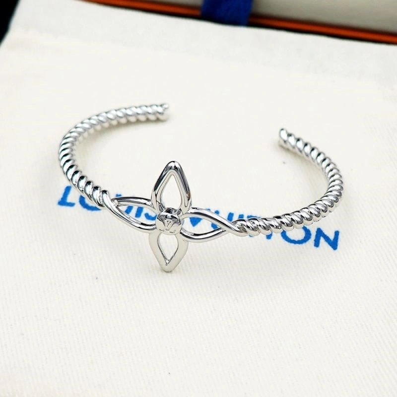 Unisex Louis Vuitton Bracelets 249540
