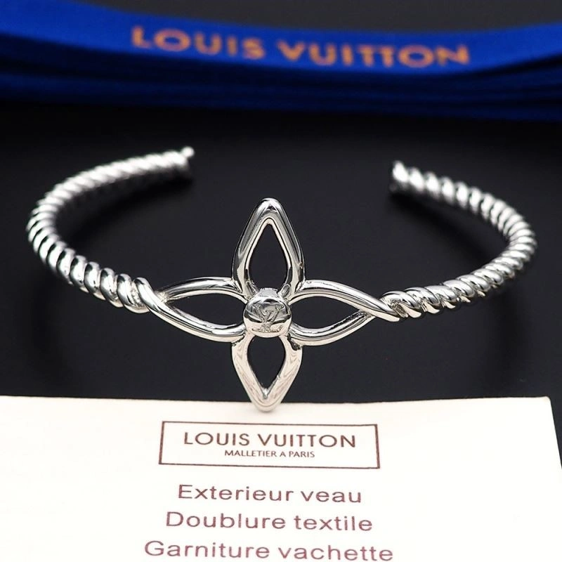 Unisex Louis Vuitton Bracelets 249540
