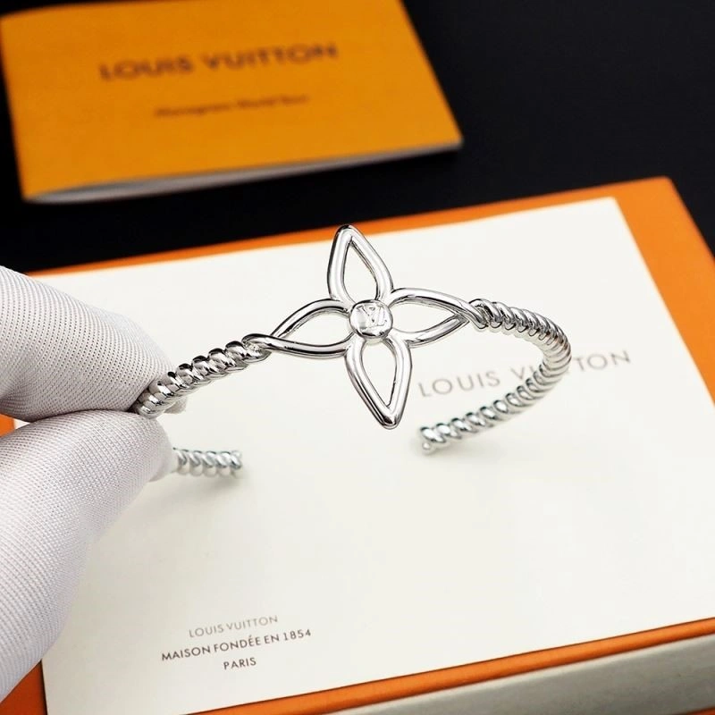 Unisex Louis Vuitton Bracelets 249540