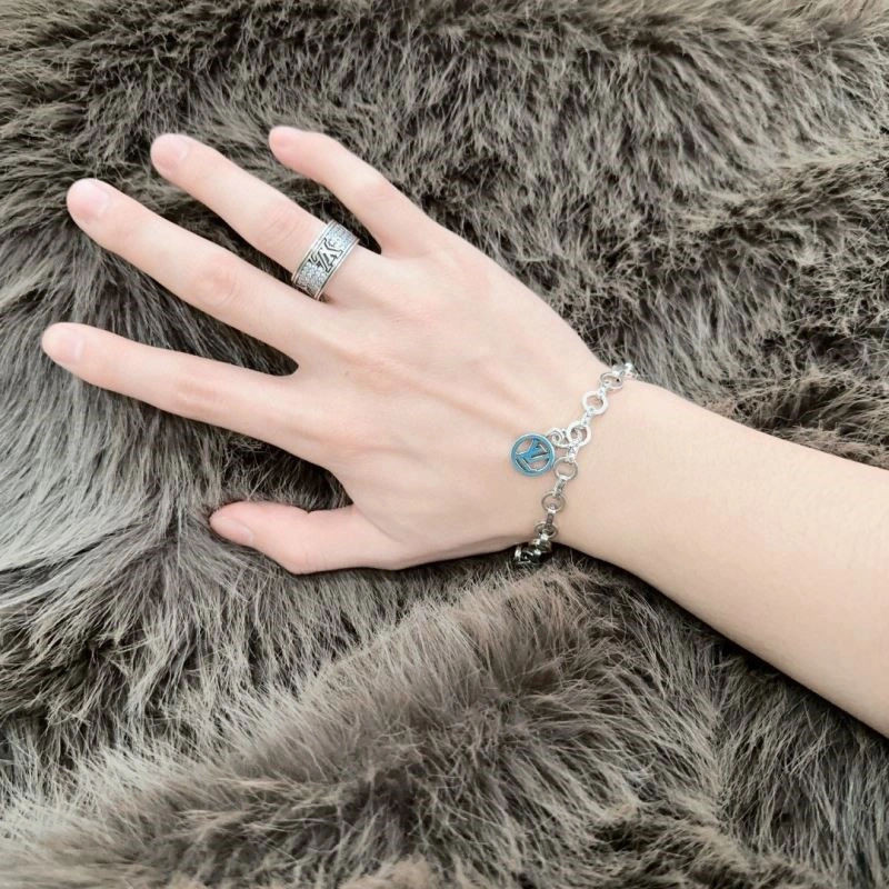 Louis Vuitton Bracelets SoftTouch 249509