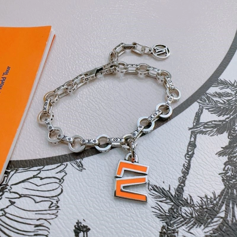 SmartChoice Louis Vuitton Bracelets 249503