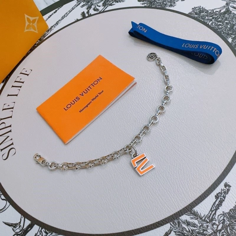SmartChoice Louis Vuitton Bracelets 249503