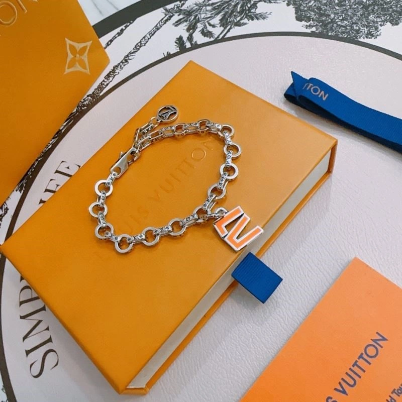 SmartChoice Louis Vuitton Bracelets 249503