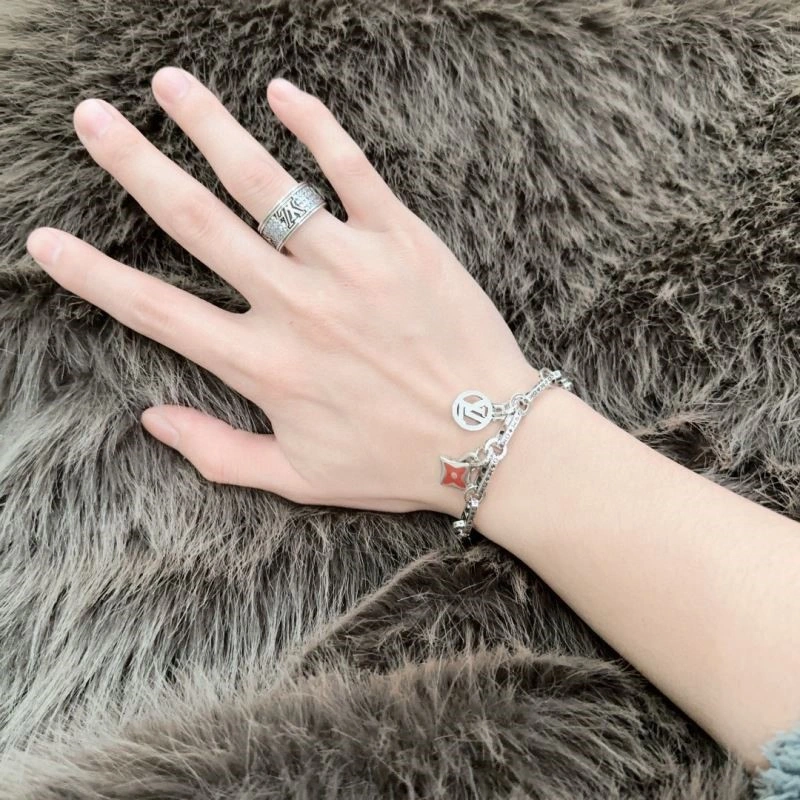 Louis Vuitton Bracelets EasyMatch 249495
