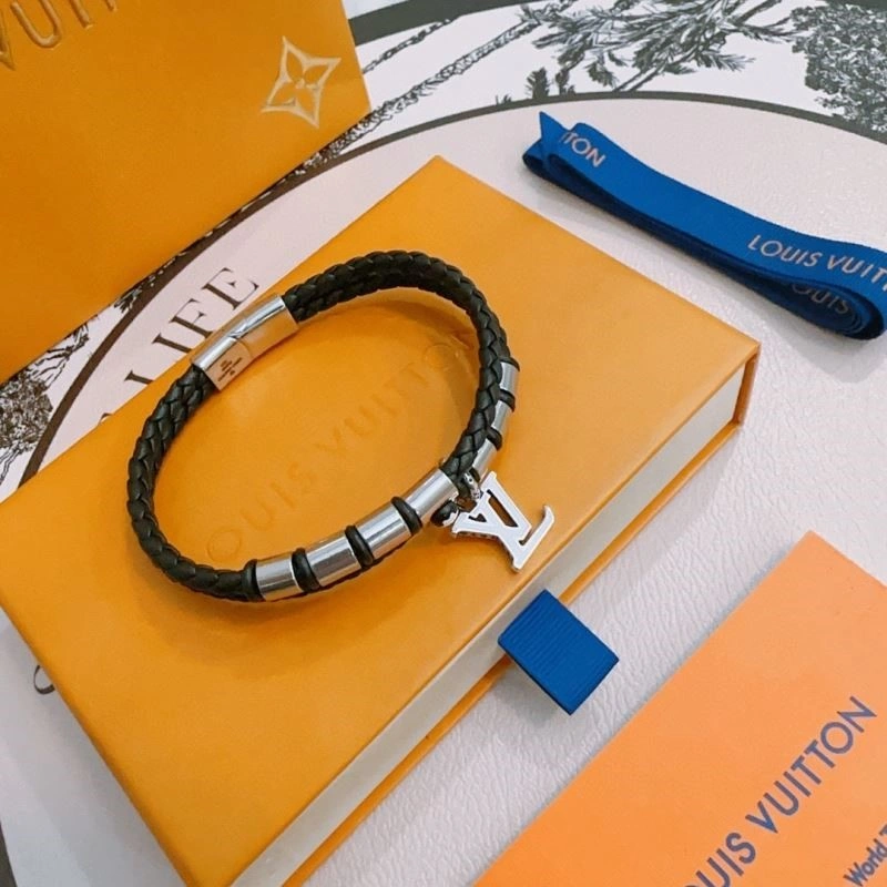 Breathable Louis Vuitton Bracelets 249501