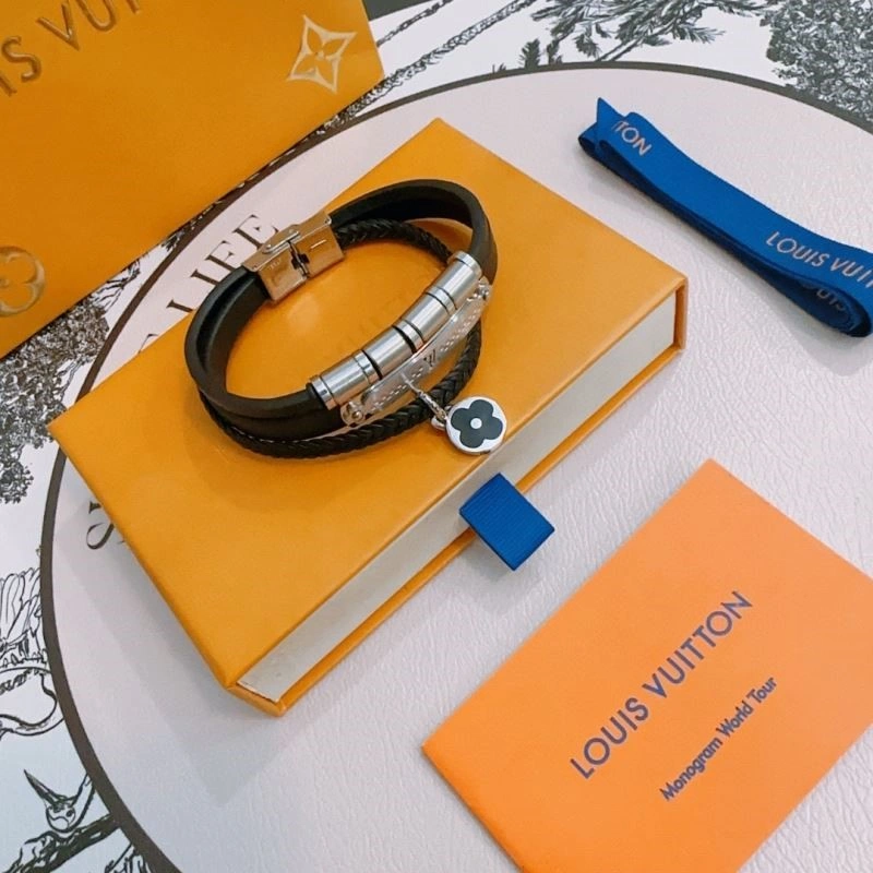 TimelessDesign Louis Vuitton Bracelets 249499