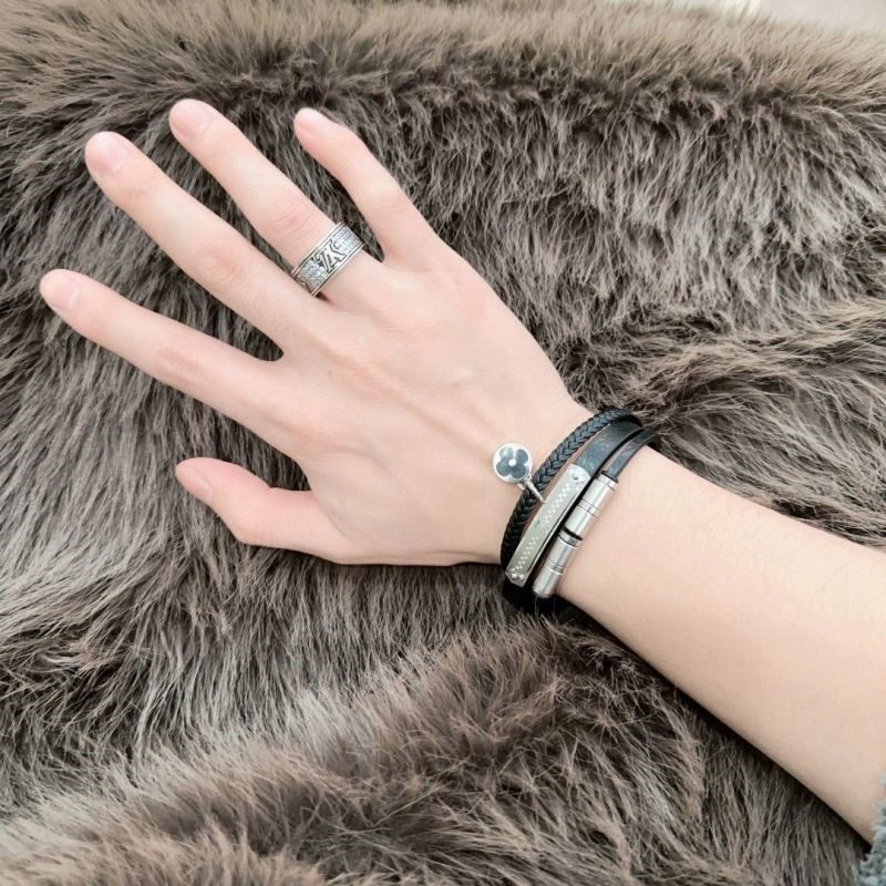 TimelessDesign Louis Vuitton Bracelets 249499
