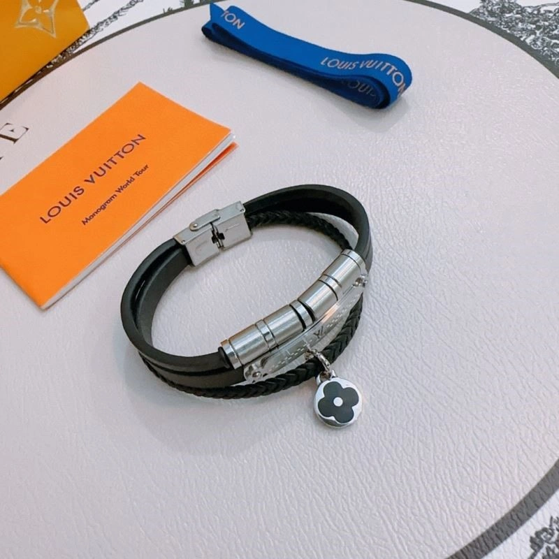 TimelessDesign Louis Vuitton Bracelets 249499