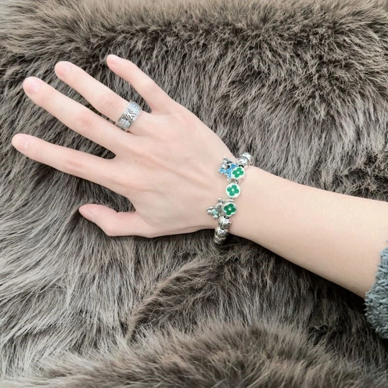 Lightweight Louis Vuitton Bracelets 249507