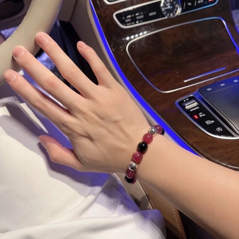 Louis Vuitton Bracelets Bold 249186