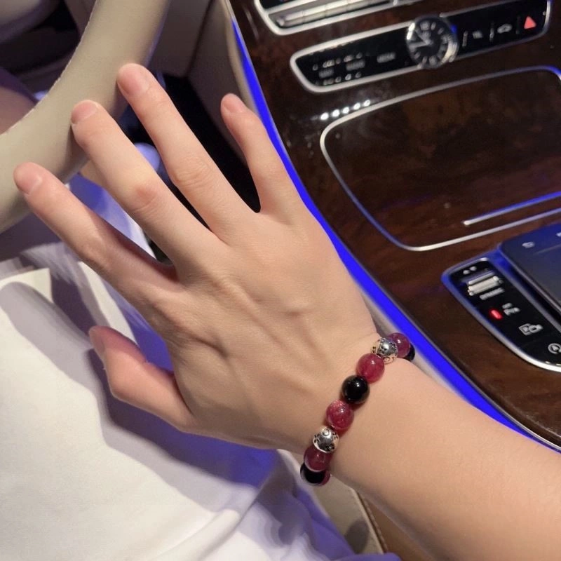 Louis Vuitton Bracelets Bold 249186
