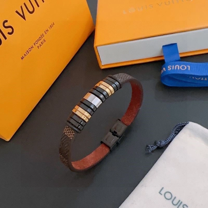 Louis Vuitton Bracelets FastDry 249184