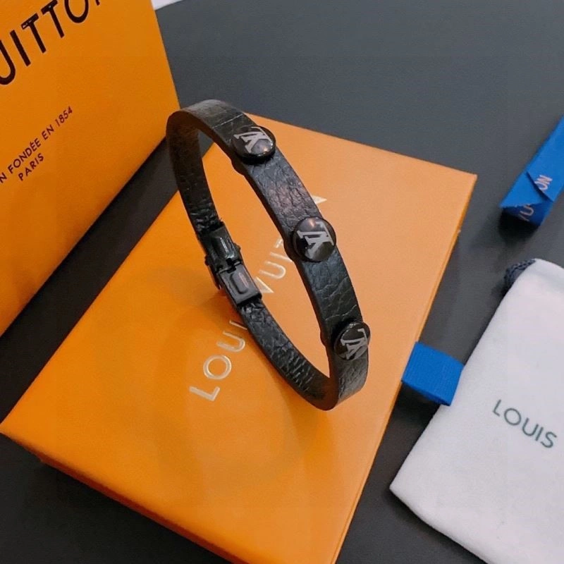 Upgraded Louis Vuitton Bracelets 249180