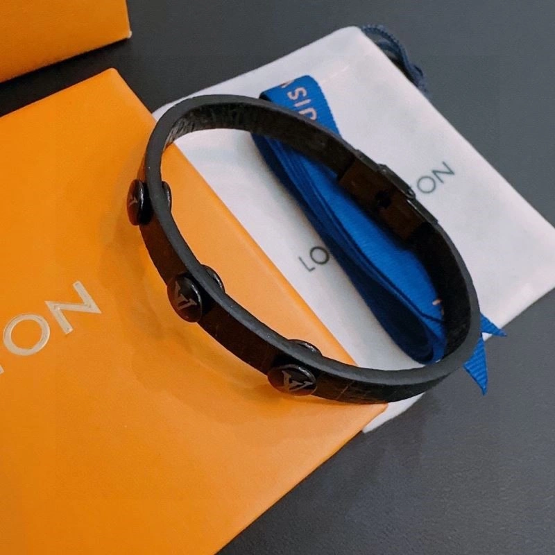 Upgraded Louis Vuitton Bracelets 249180
