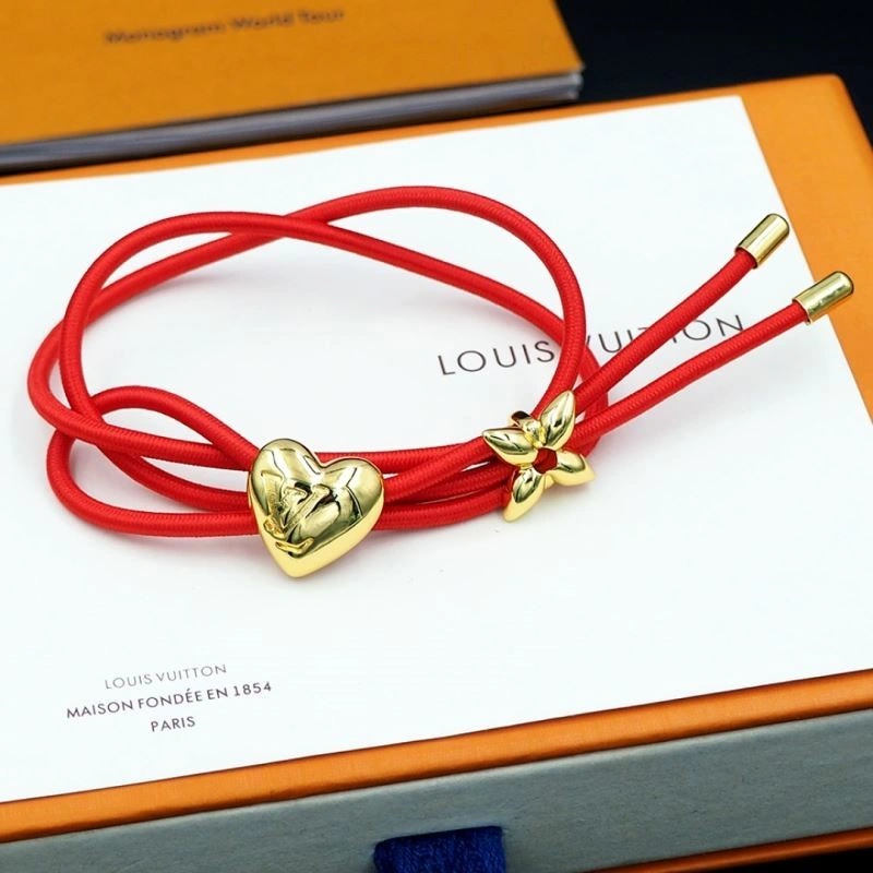 Snug Louis Vuitton Bracelets 249157