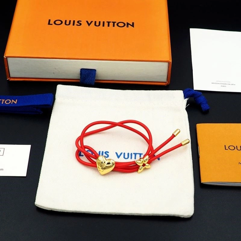 Snug Louis Vuitton Bracelets 249157