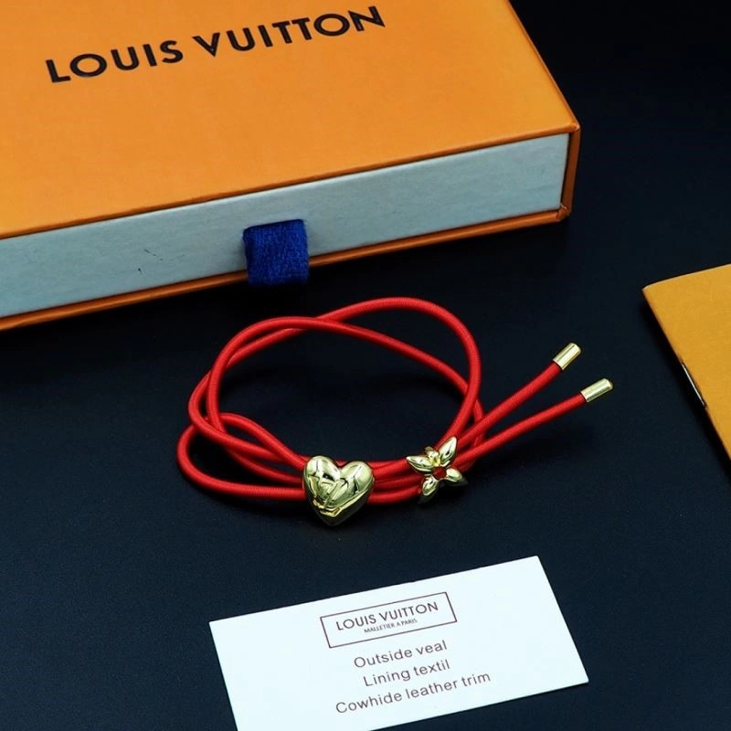 Snug Louis Vuitton Bracelets 249157
