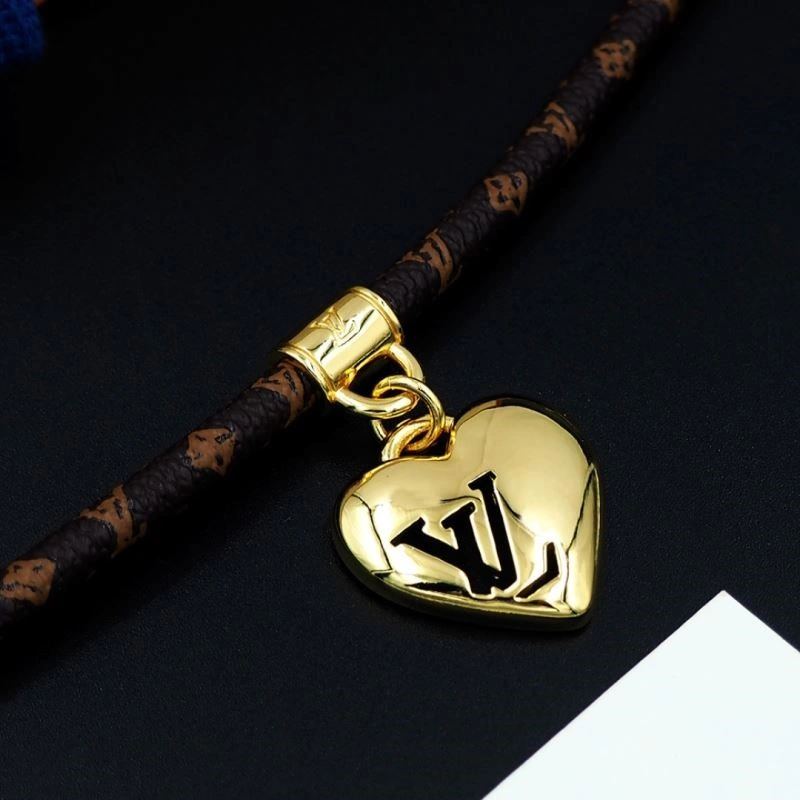 Fashionable Louis Vuitton Bracelets 249176