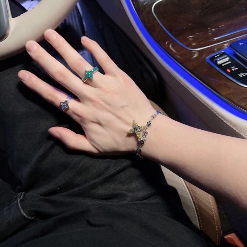 Colorful Louis Vuitton Bracelets 249159