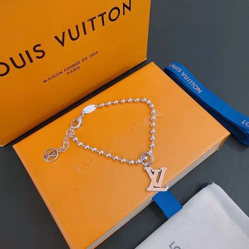 Louis Vuitton Bracelets TechFriendly 249178
