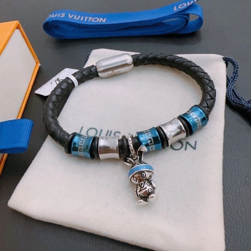 RelaxedFit Louis Vuitton Bracelets 249164