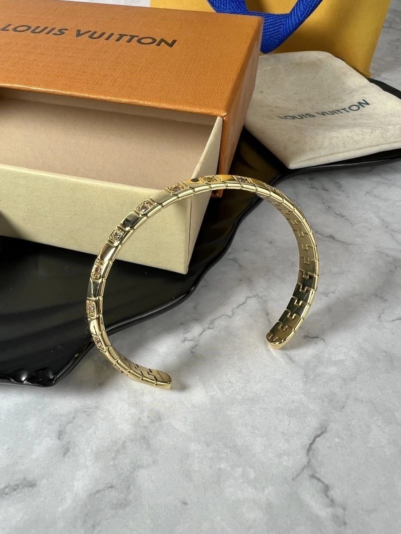 TimelessDesign Louis Vuitton Bracelets 249156