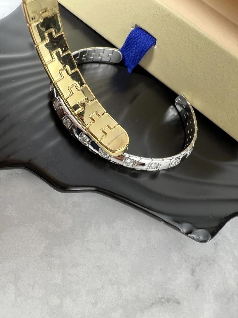 TimelessDesign Louis Vuitton Bracelets 249156