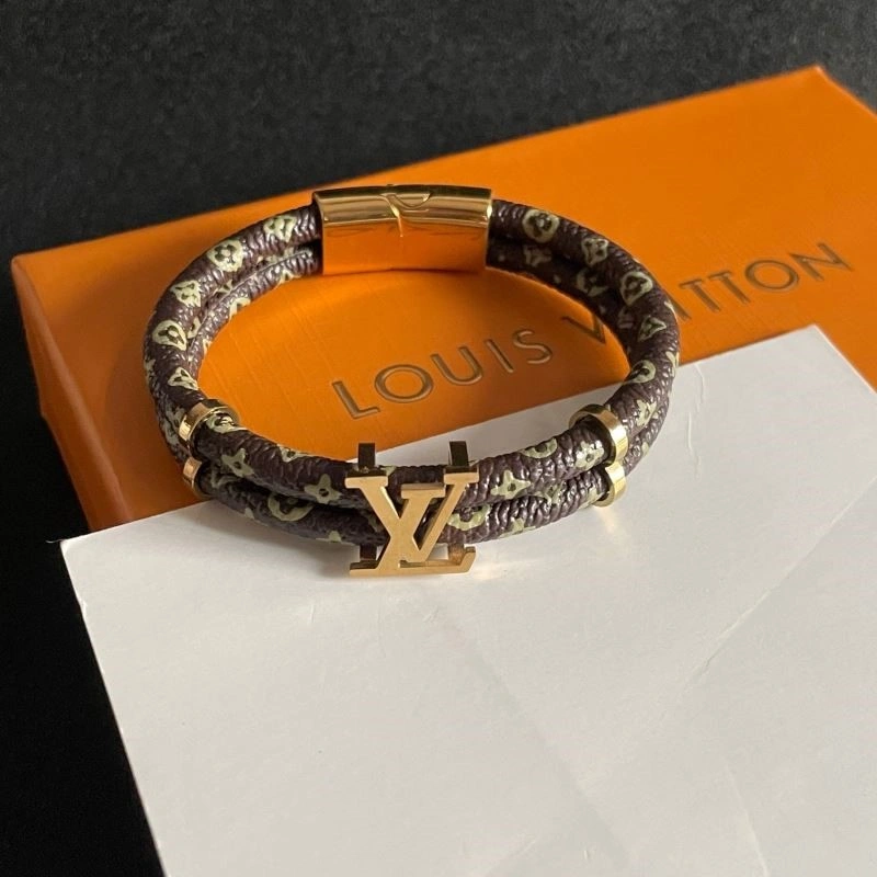Louis Vuitton Bracelets ZipUp 249170
