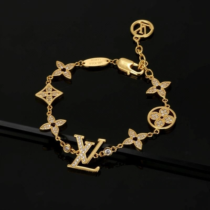 Soft Louis Vuitton Bracelets 249150
