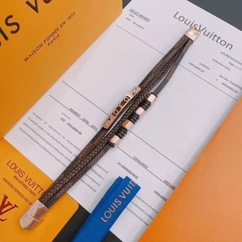 SoftTouch Louis Vuitton Bracelets 249174