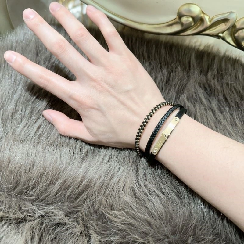 Louis Vuitton Bracelets Versatile 249145