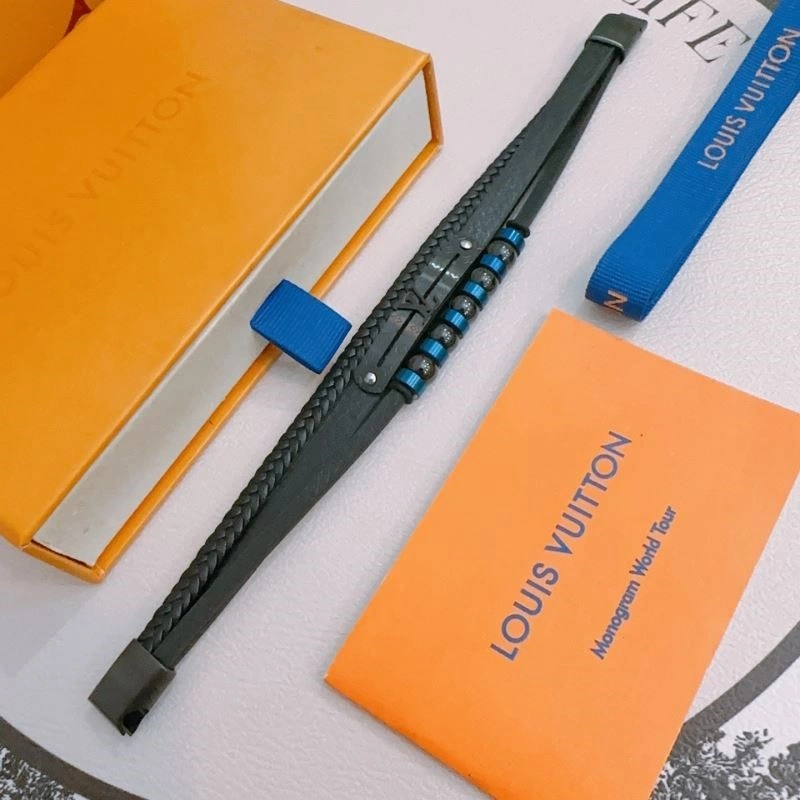 Louis Vuitton Bracelets SmartChoice 249144