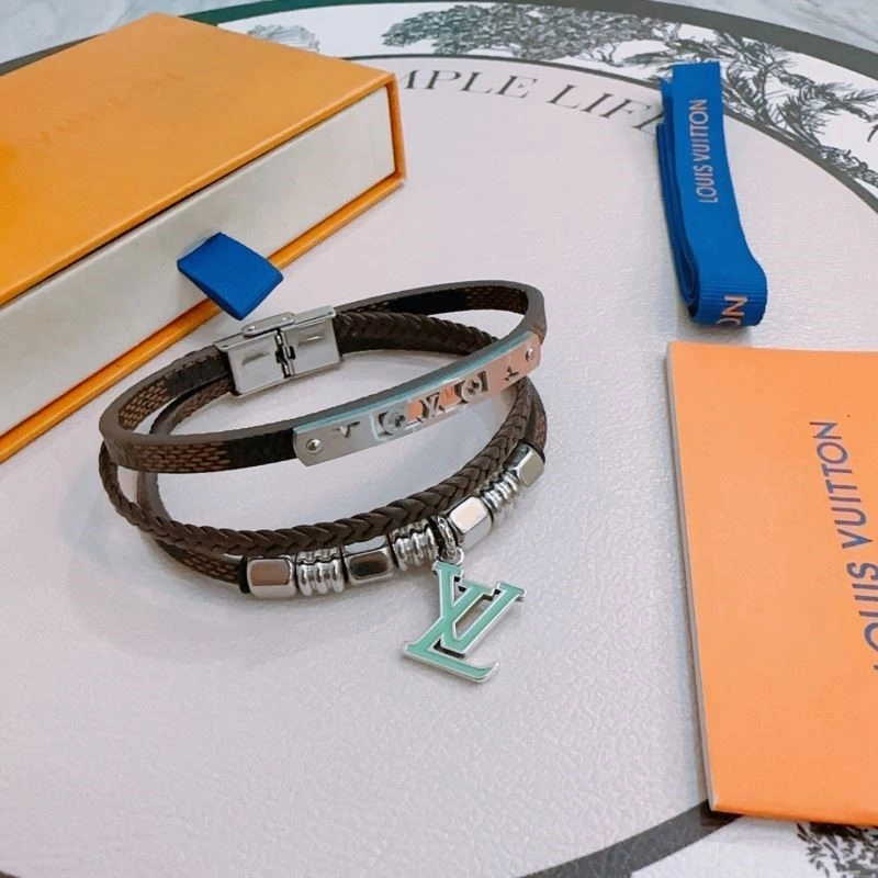 Louis Vuitton Bracelets Cozy 249142