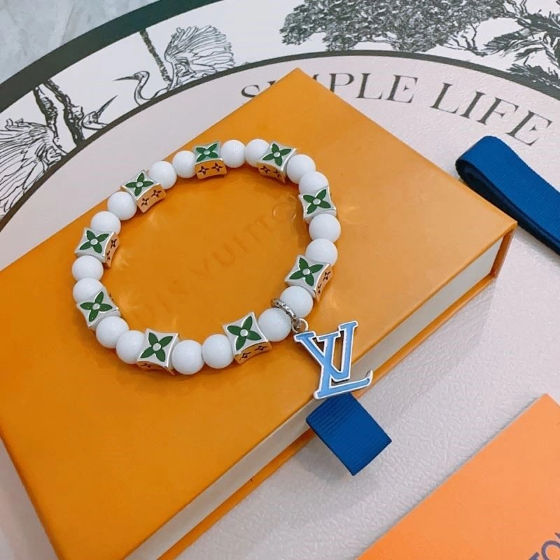 UrbanStyle Louis Vuitton Bracelets 249141