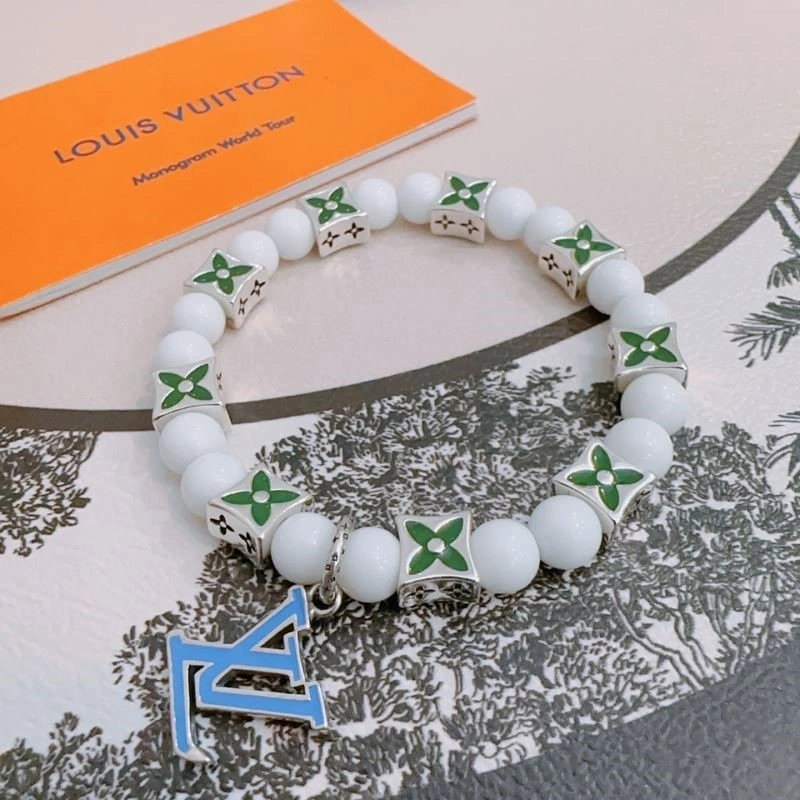 UrbanStyle Louis Vuitton Bracelets 249141