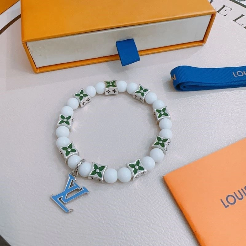 UrbanStyle Louis Vuitton Bracelets 249141
