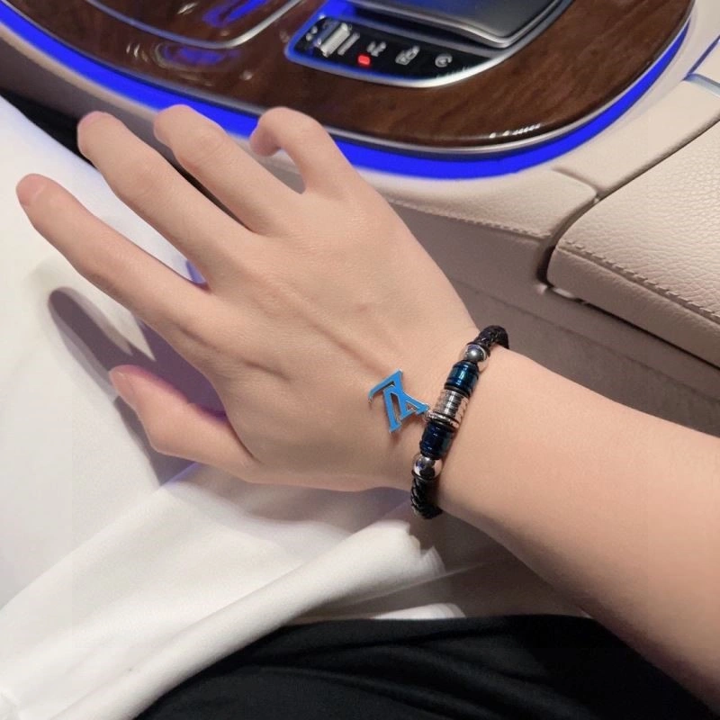Durable Louis Vuitton Bracelets 249139