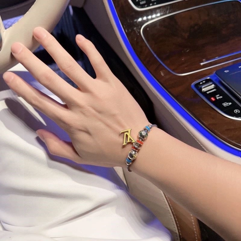 Efficient Louis Vuitton Bracelets 249115