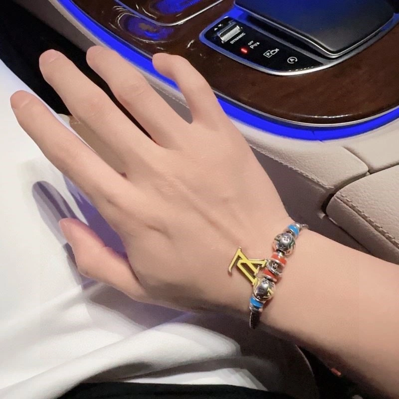 Efficient Louis Vuitton Bracelets 249115