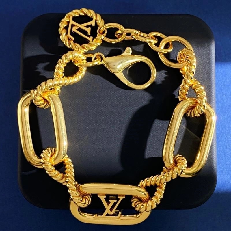 Louis Vuitton Bracelets FreshLook 249106
