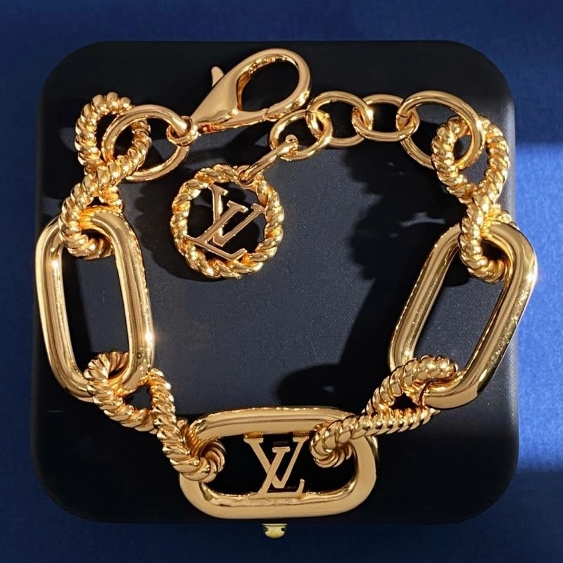 Louis Vuitton Bracelets FreshLook 249106