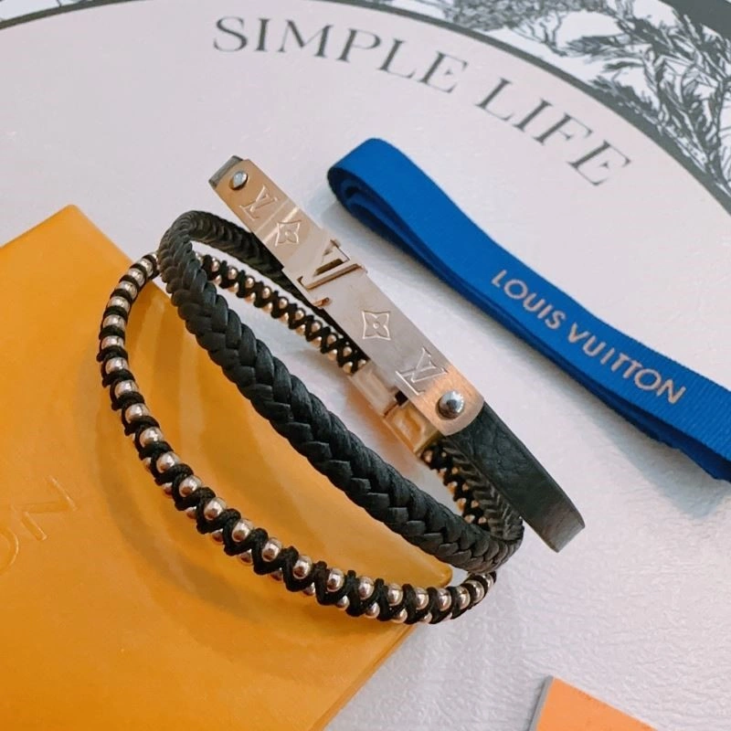 GoAnywhere Louis Vuitton Bracelets 249132