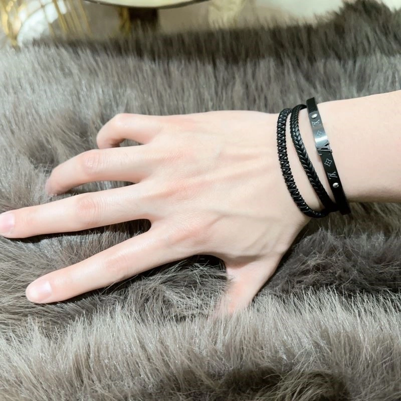 AllSeason Louis Vuitton Bracelets 249119