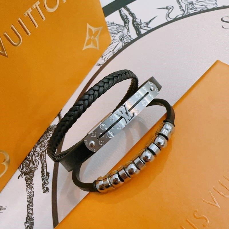 Durable Louis Vuitton Bracelets 249136